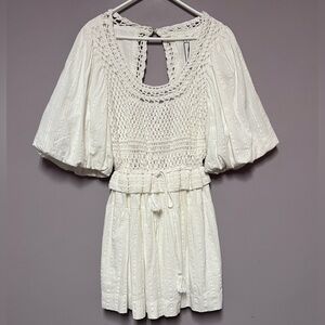 NWT Anthropologie A LOVES A Crochet DRESS Puff SLEEvES